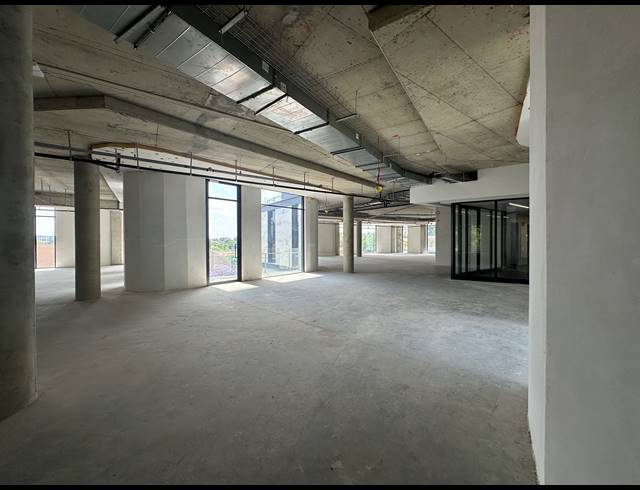 735M² OFFICE TO LET IN SANDTON CENTRAL